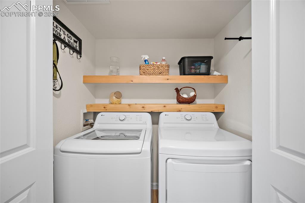 Image 16 of 44: Laundry