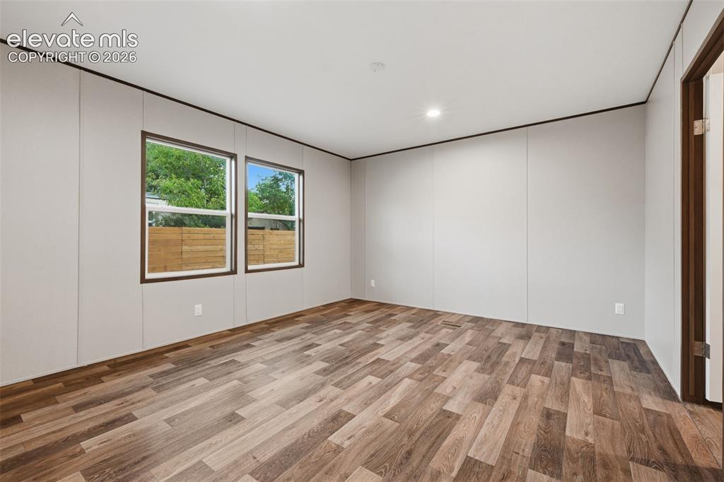Image 22 of 42: Master Bedroom