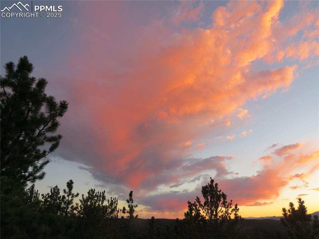 Image 26 of 39: Sunset