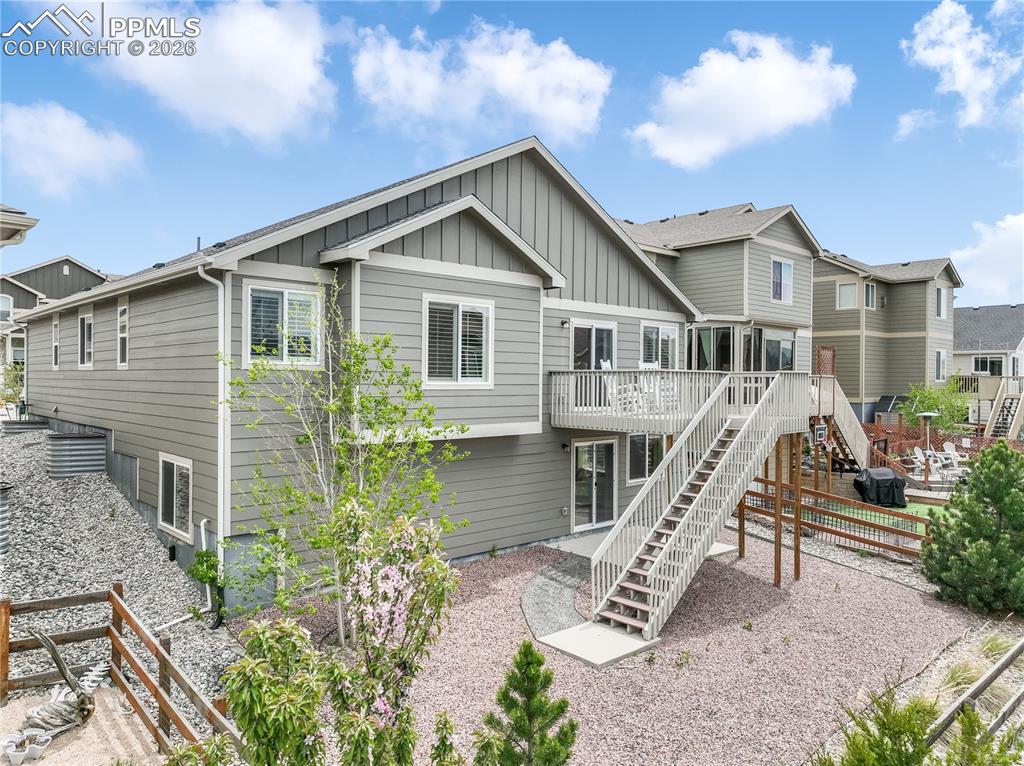 Image 42 of 50: Back of Structure