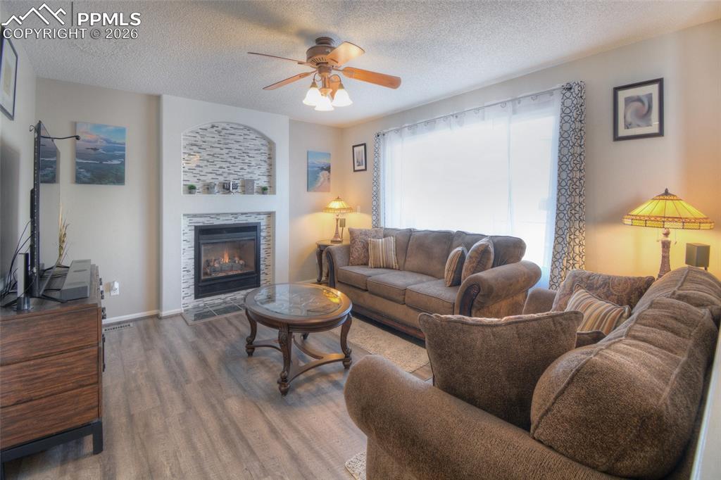 Image 12 of 34: Living Room