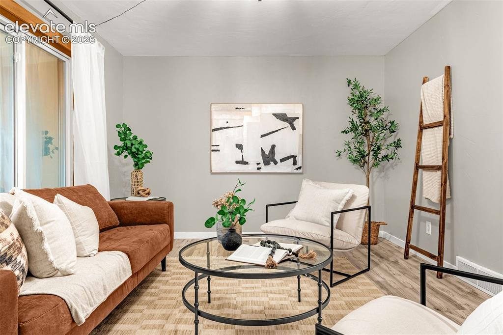 Image 14 of 39: Living Room