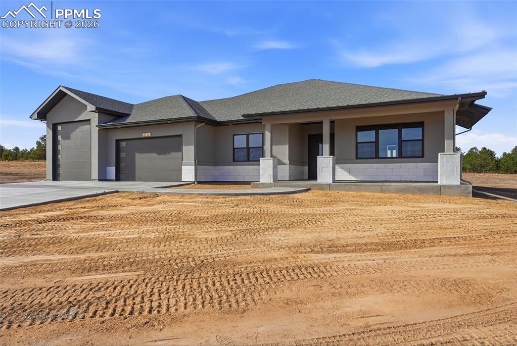 Image 3 of 50: Front of Structure