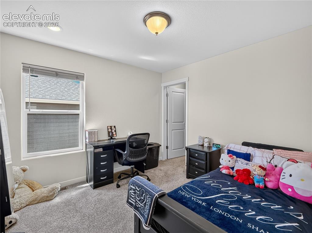 Image 14 of 39: Bedroom