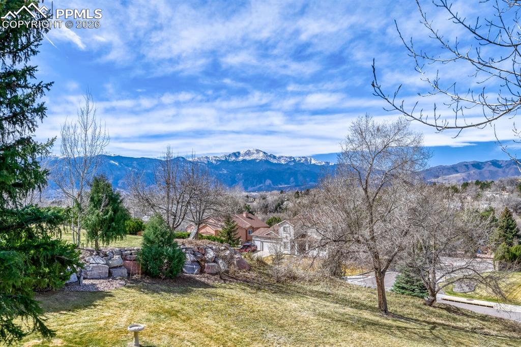 Image 33 of 48: Fabulous views!