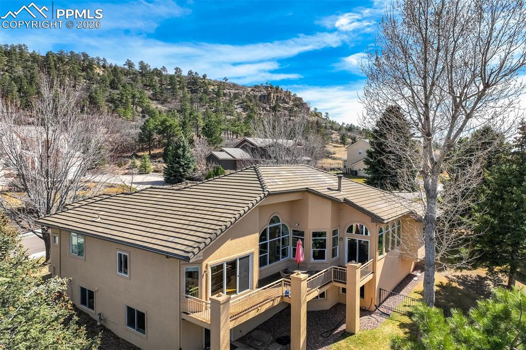 Image 35 of 48: Back of Structure