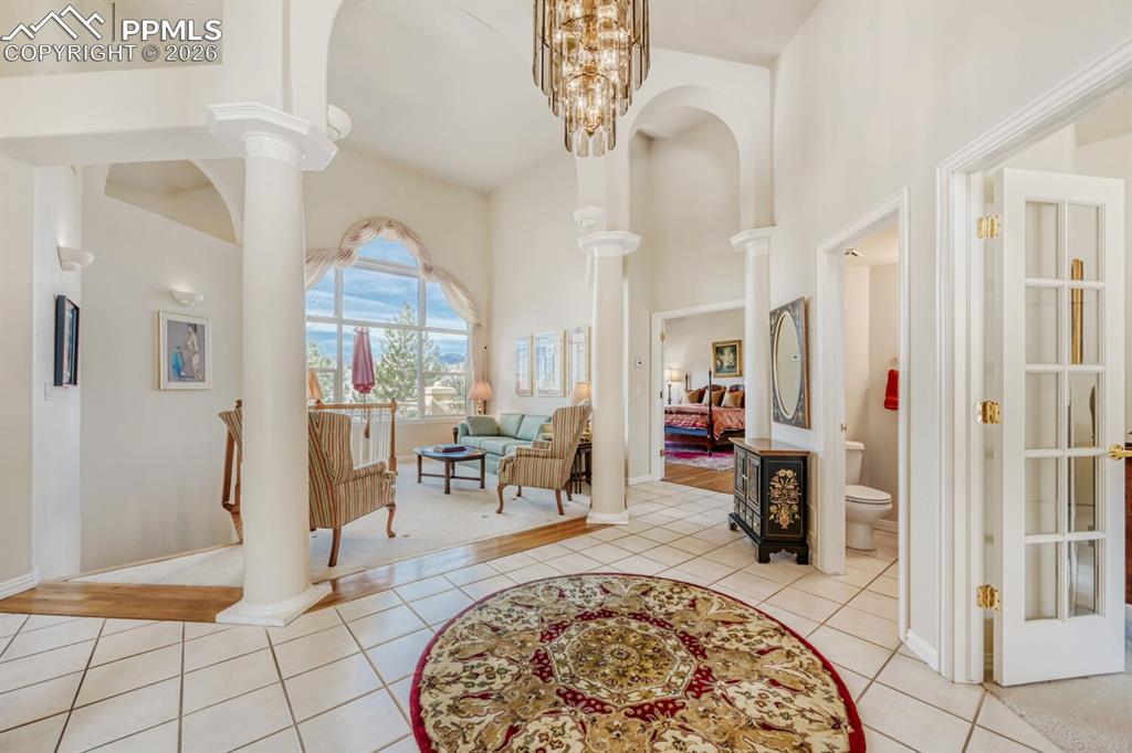 Image 6 of 48: Entry