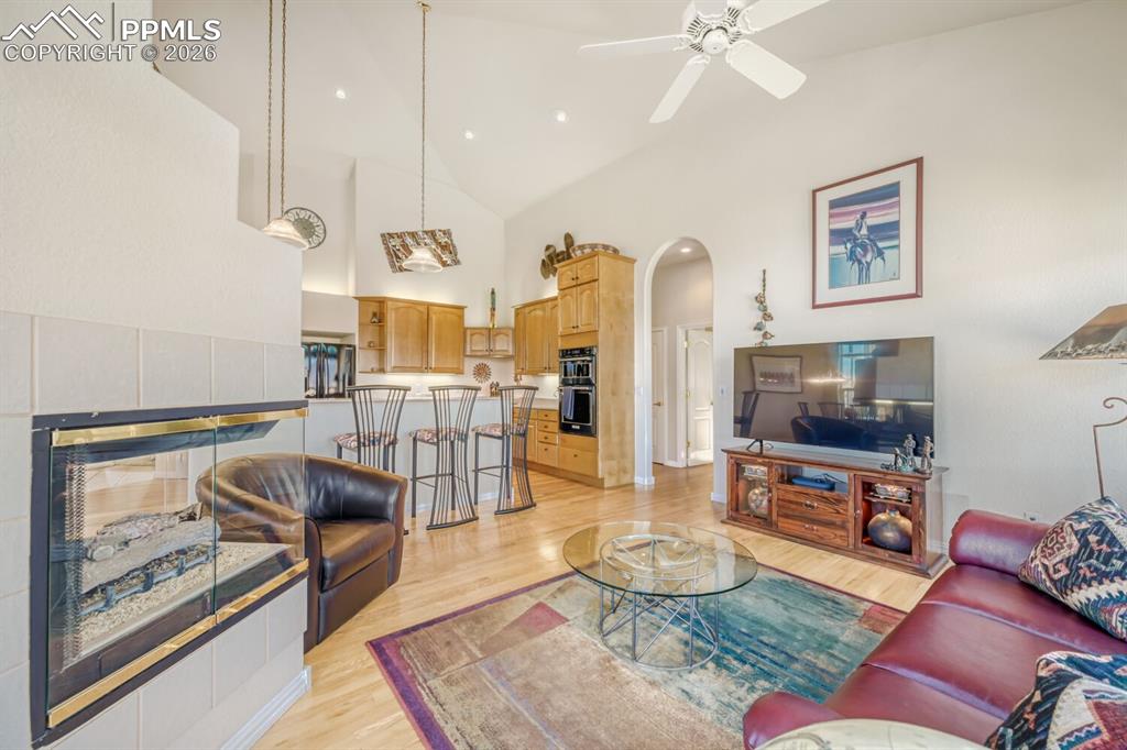 Image 9 of 48: Great Room