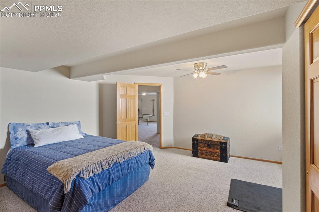 Image 32 of 50: Bedroom