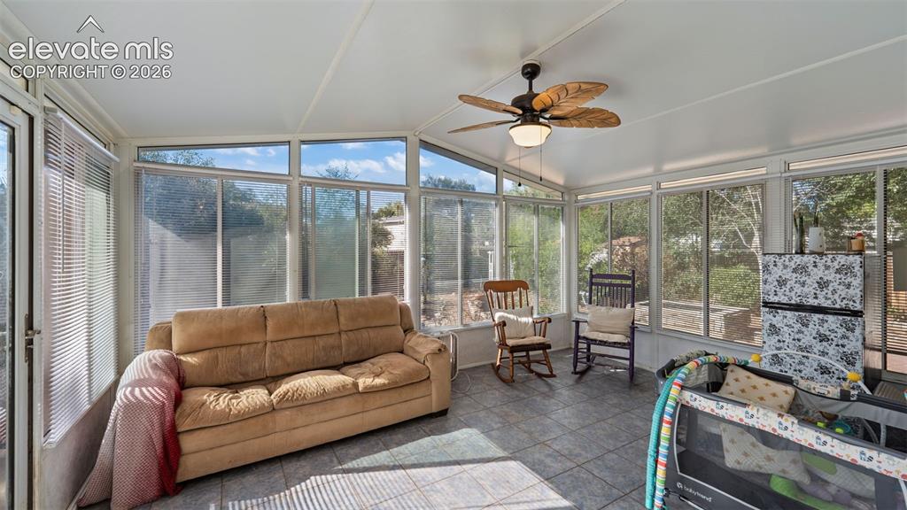 Image 17 of 33: Sun Room