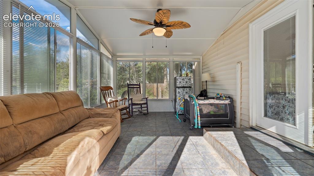 Image 18 of 33: Sun Room