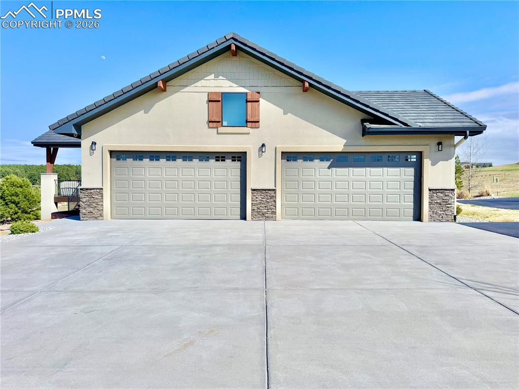 Image 34 of 36: Front of Structure