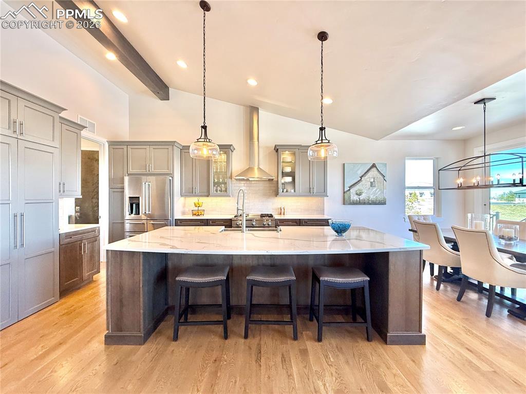 Image 7 of 36: Kitchen