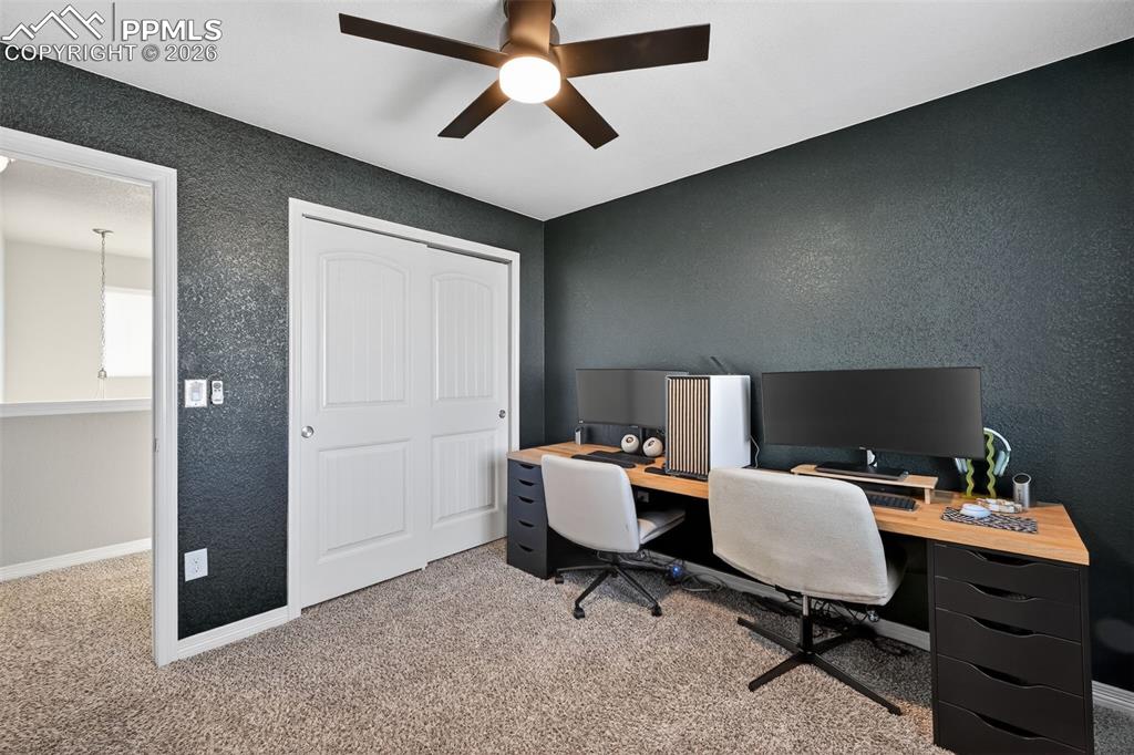 Image 14 of 27: Office