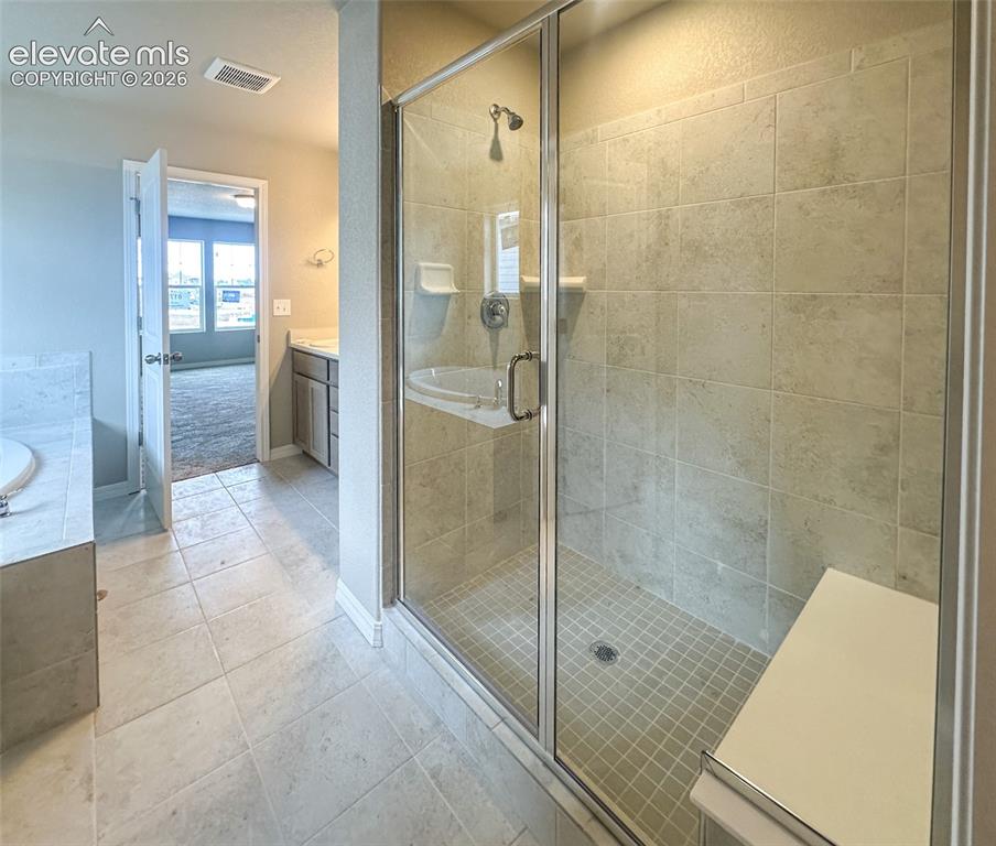 Image 12 of 18: Photos of previously built home. Some options will vary slightly