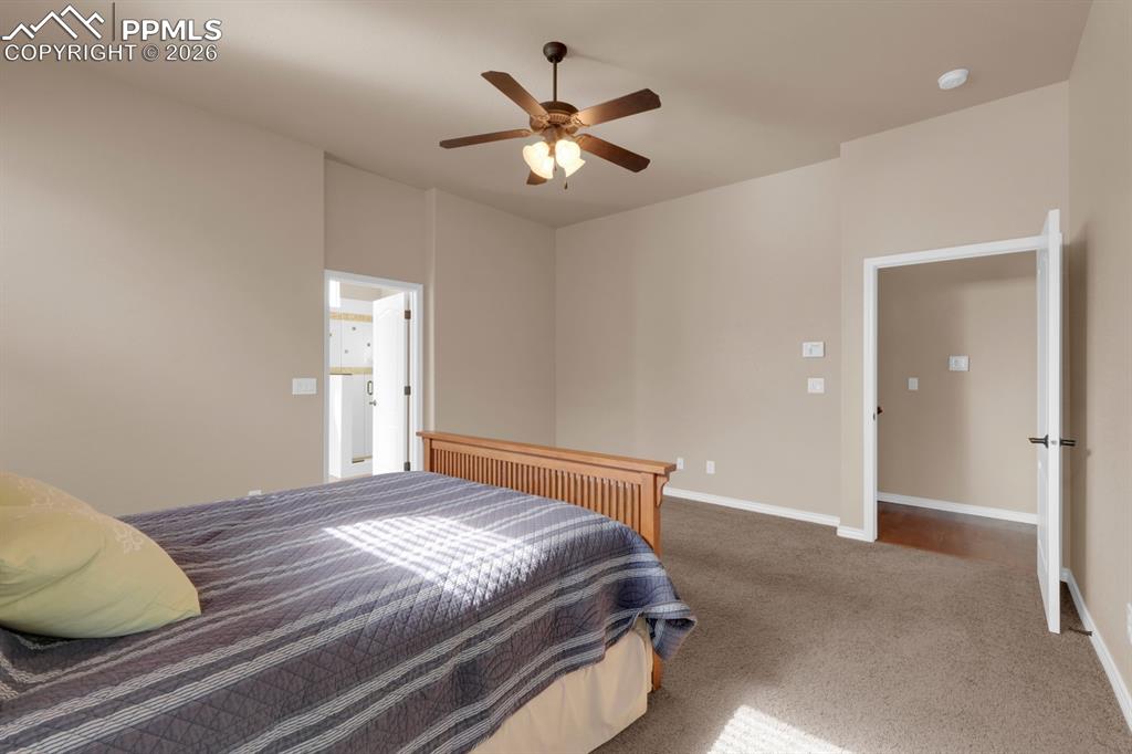 Image 14 of 33: Primary bedroom