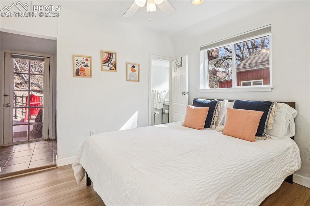 Image 18 of 43: Bedroom