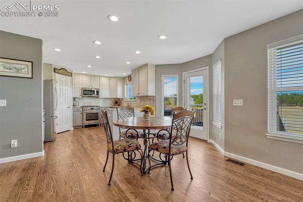 Image 17 of 50: New Supplement