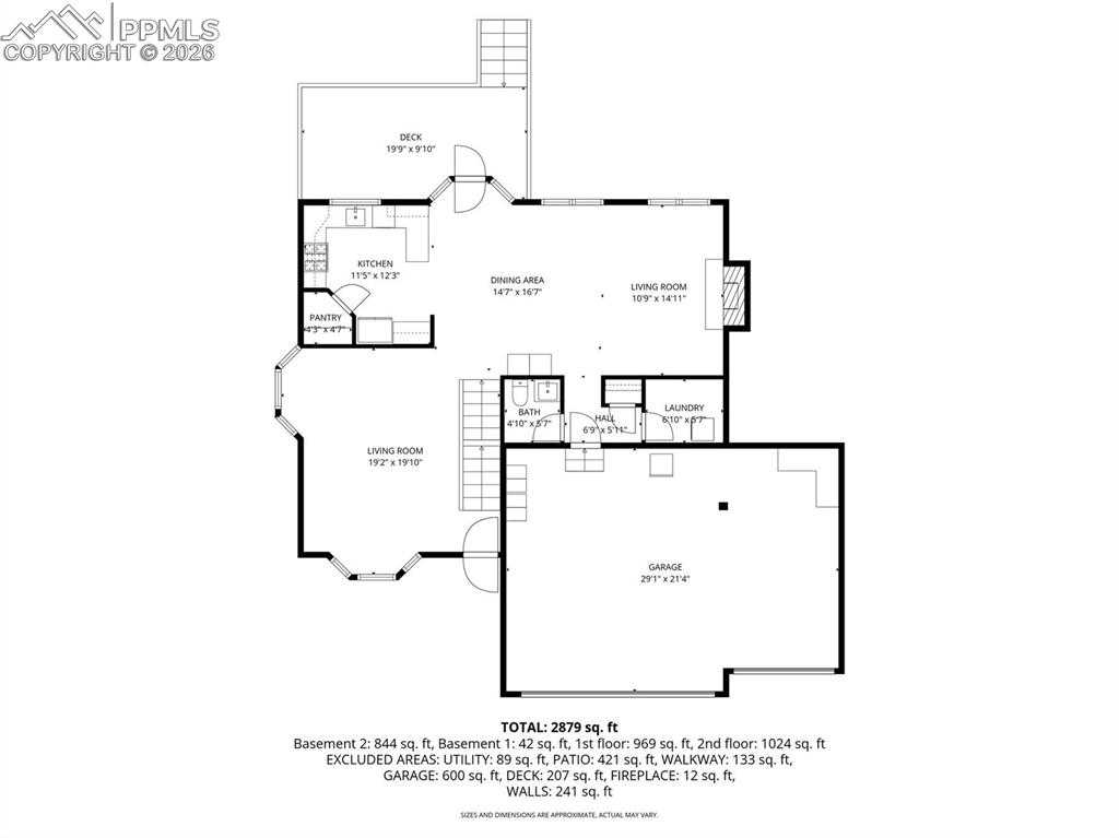 Image 45 of 50: Bedroom