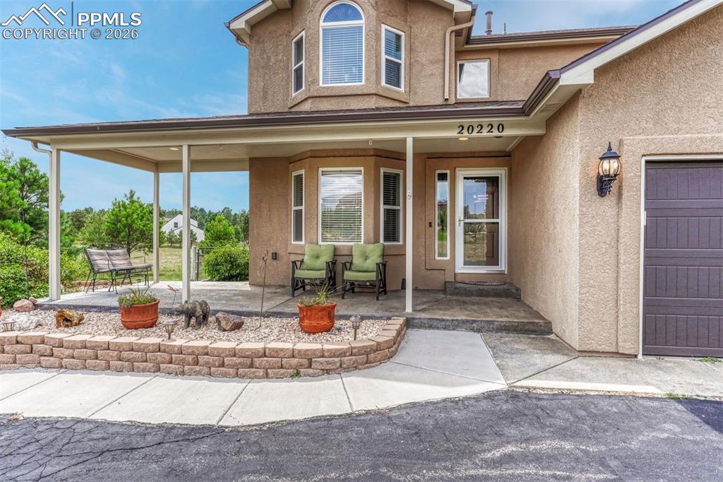 Image 50 of 50: Garage