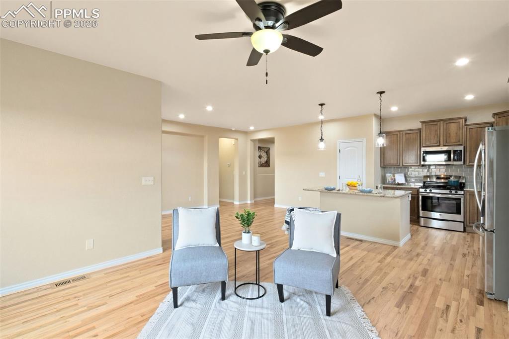 Image 6 of 46: Sitting Room