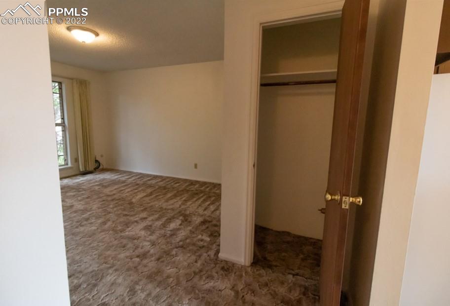 Listing 6250494, Image 11 of 29
