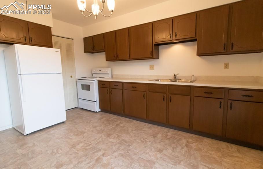 Listing 6250494, Image 14 of 29