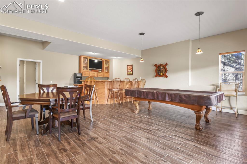 Image 30 of 50: Game Room