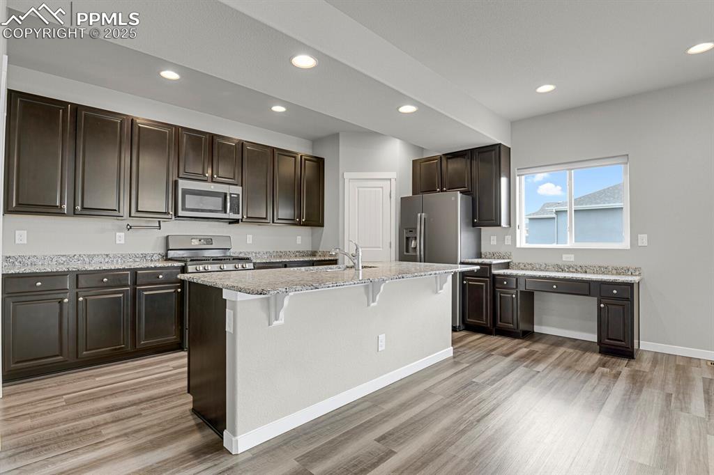 Image 12 of 47: Kitchen