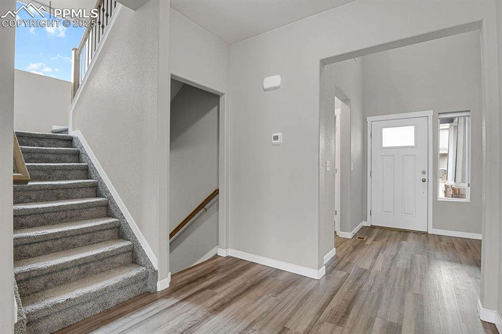 Image 5 of 47: Entry