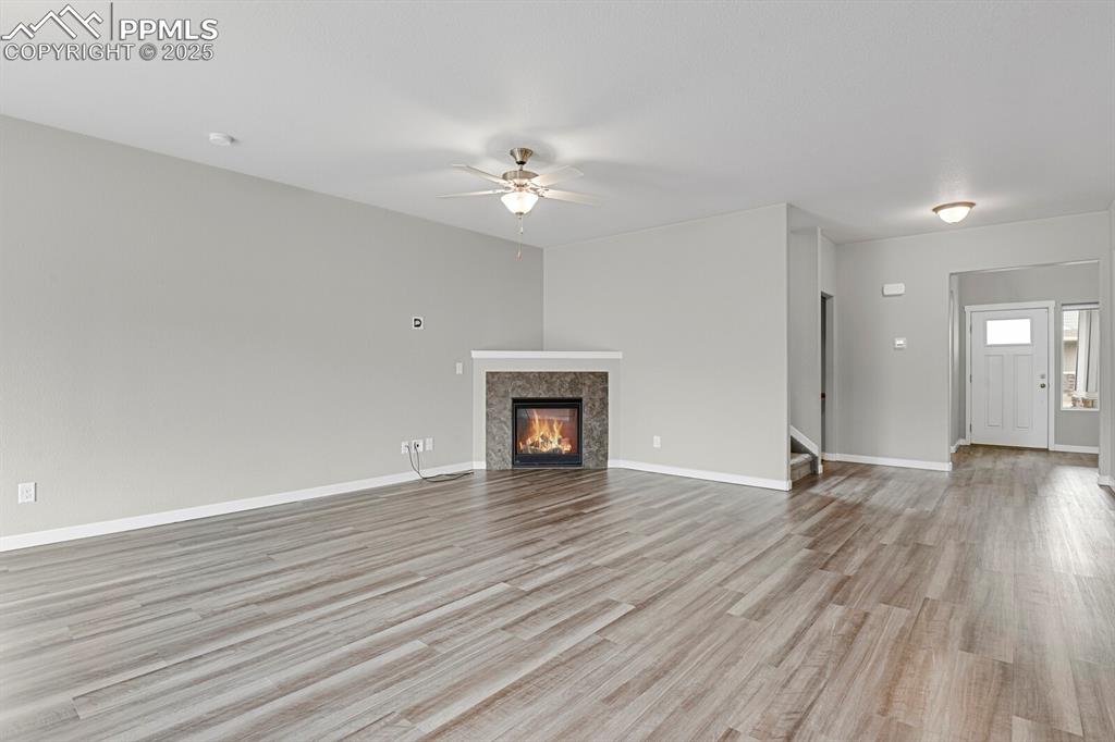 Image 7 of 47: Living Room