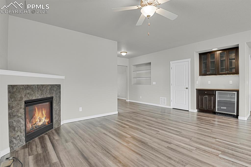 Image 8 of 47: Living Room