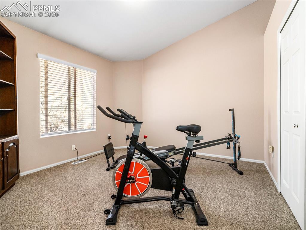 Image 21 of 31: Exercise Room