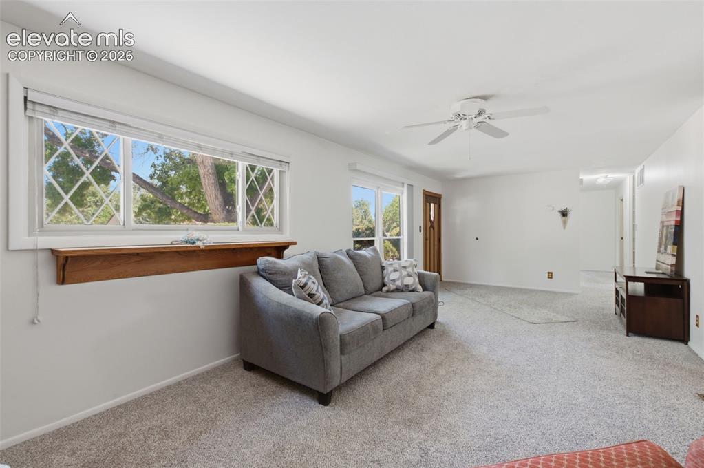 Image 7 of 30: Living Room