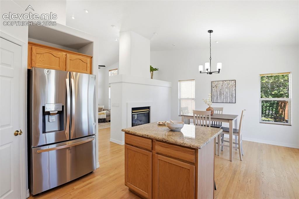 Image 11 of 41: Kitchen