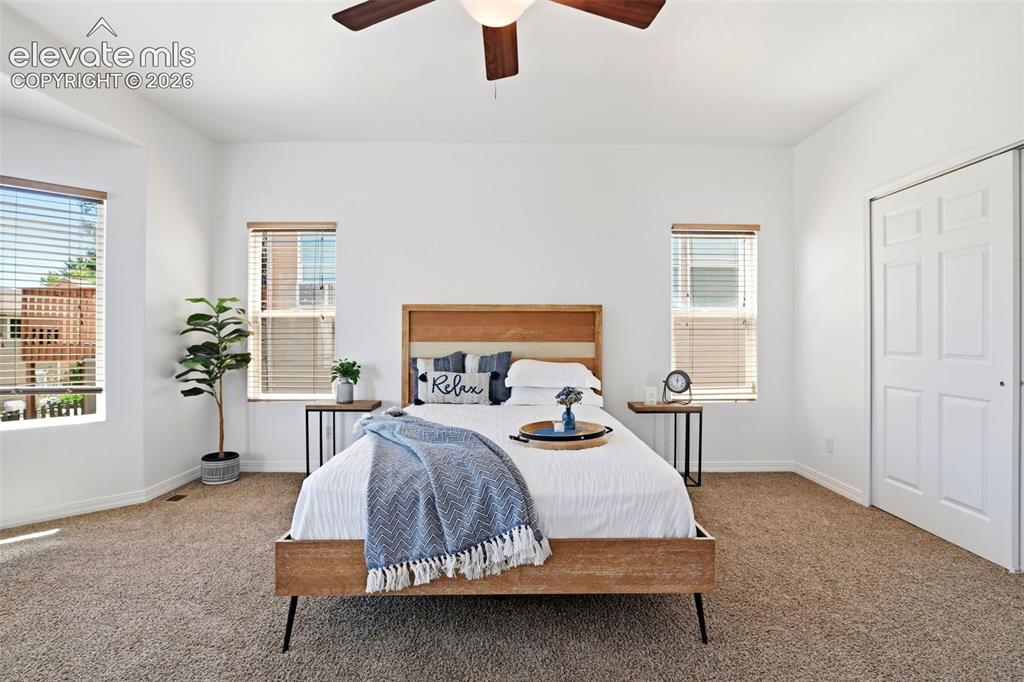 Image 16 of 41: Bedroom