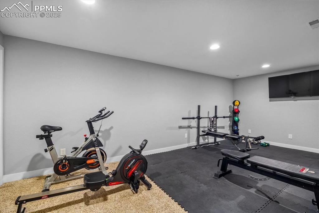 Image 15 of 28: Exercise Room