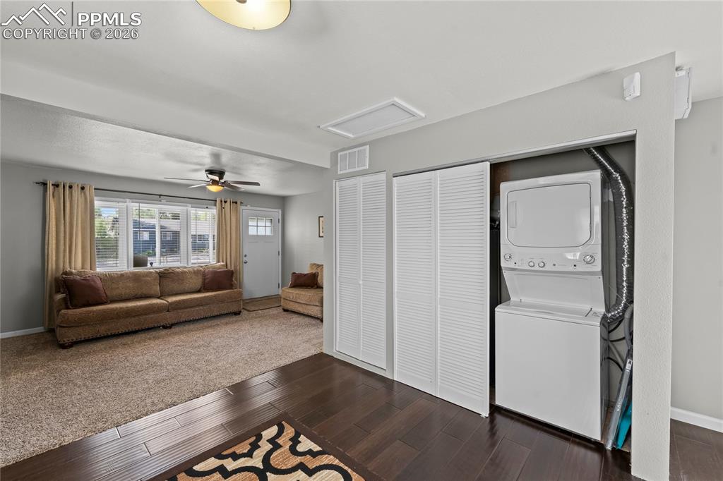 Image 15 of 28: Living Room