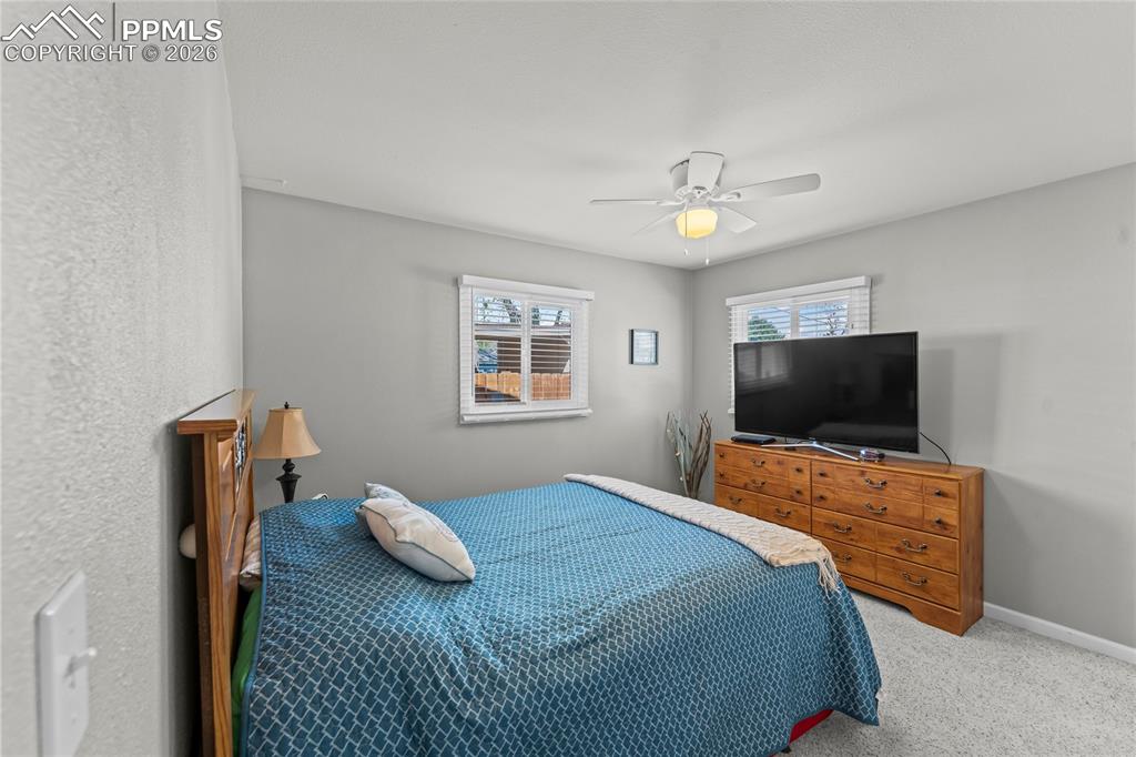 Image 20 of 28: Bedroom