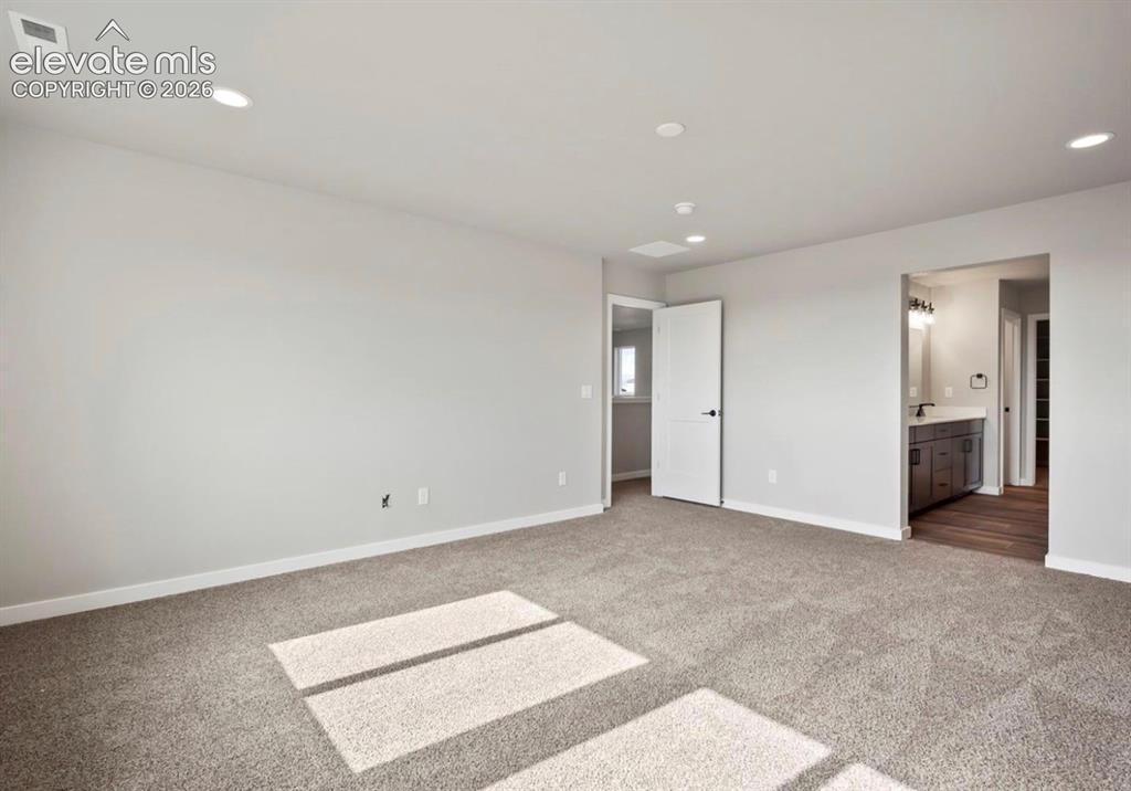 Image 14 of 25: Master Bedroom