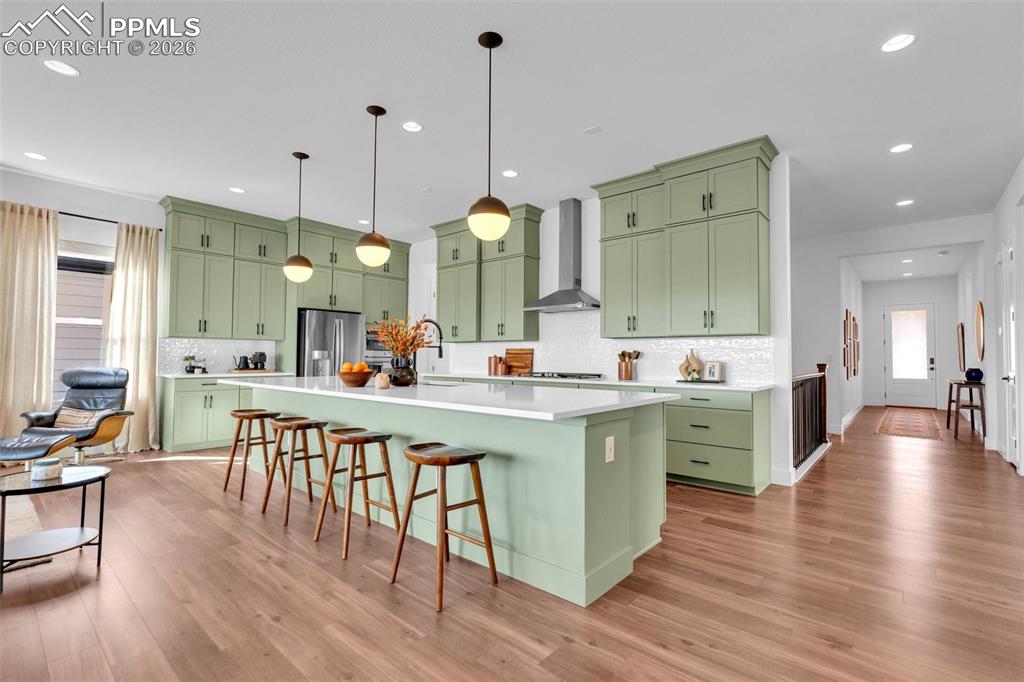 Image 17 of 50: Kitchen