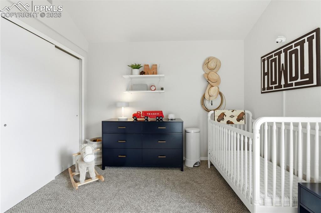 Image 28 of 50: Bedroom