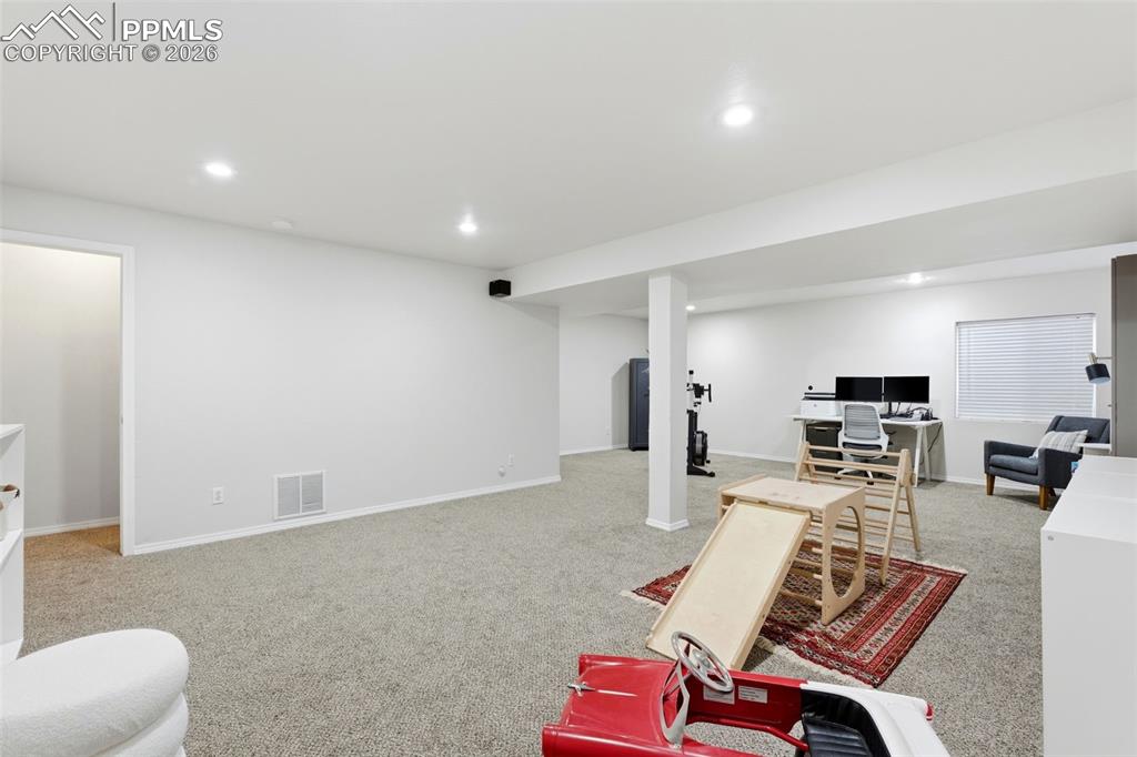 Image 30 of 50: Basement