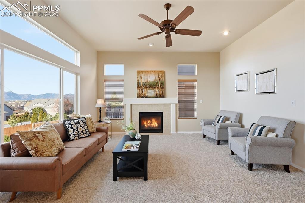 Image 13 of 48: Living Room