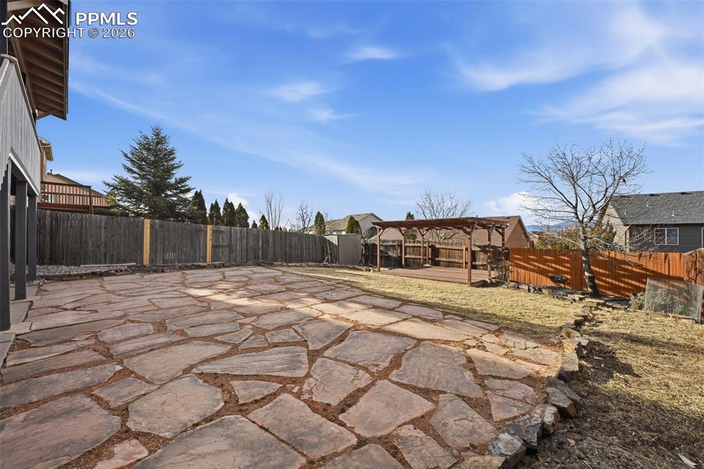 Image 33 of 48: Patio