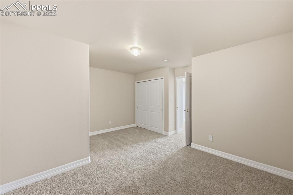 Image 39 of 48: Bedroom