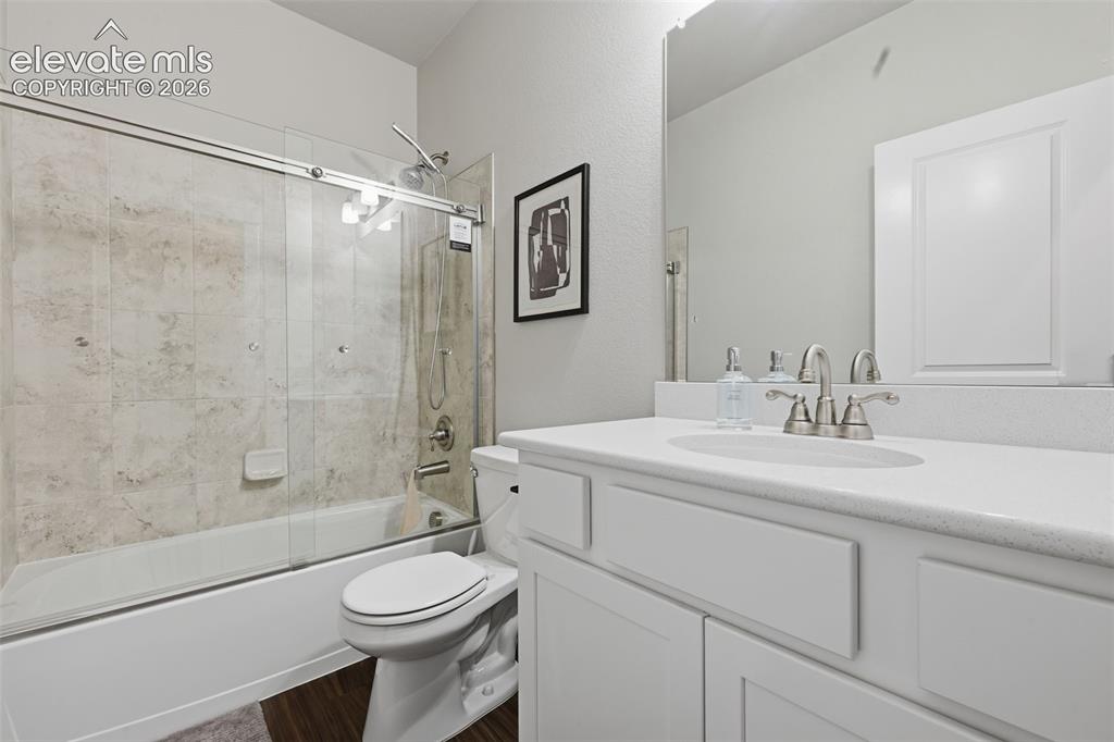 Image 17 of 31: A huge bedroom on the main floor for even the largest bedroom sets. And, yo