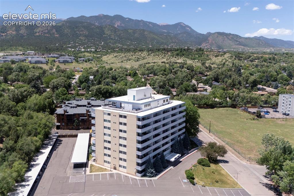 Image 1 of 33: Prime Location in low-maintenance community