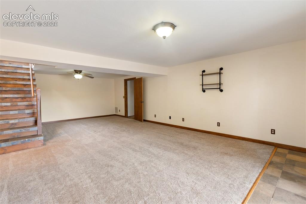 Image 38 of 49: Family Room