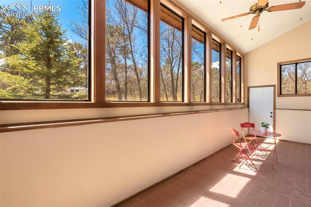 Image 24 of 42: Sun Room